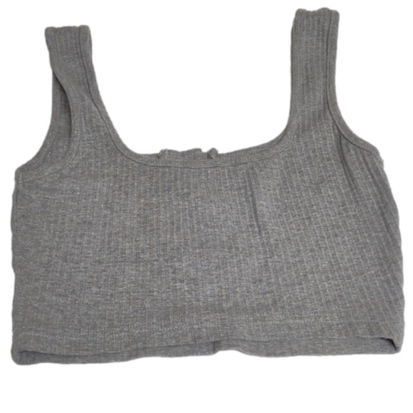 Missguided ribbed Gray cropped tank top, size 4, EUC - Picture 4 of 7